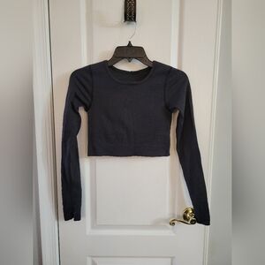 Lululemon Ebb to Street Long-Sleeve Shirt Cropped Black Built-in Bra Size 4